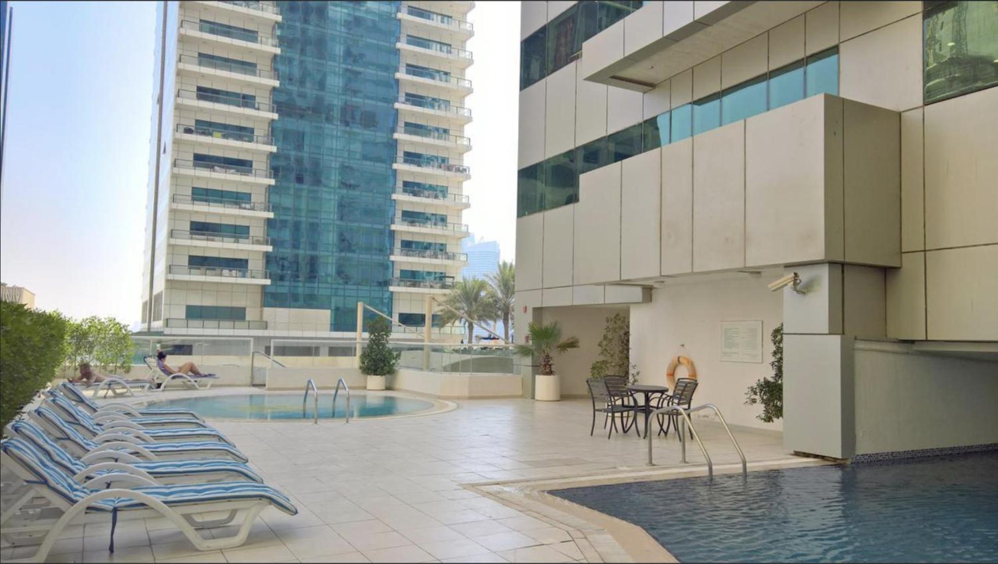 Skyview Hostel Dubai Exterior foto
